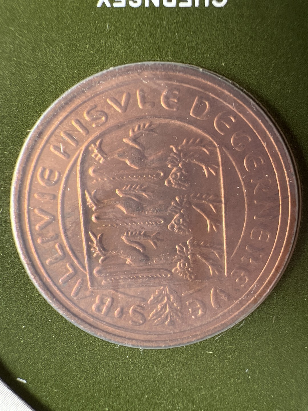 泡泡堂微拍第六十三幕硬币捡漏可累计专场👿👿，零佣金，零押金，累计满二十元包邮，接受代拍业务 邮币封根西岛