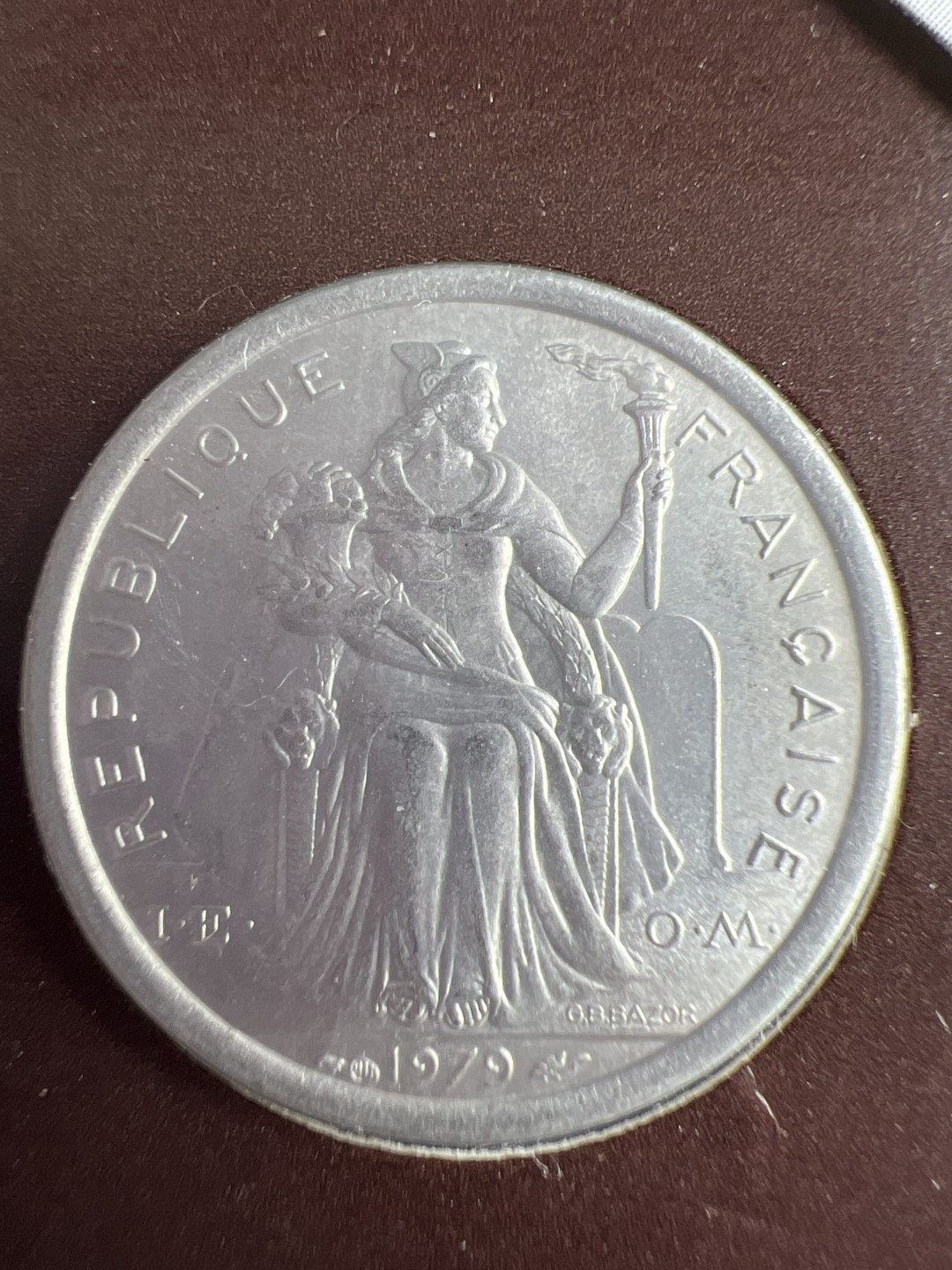 泡泡堂微拍第六十三幕硬币捡漏可累计专场👿👿，零佣金，零押金，累计满二十元包邮，接受代拍业务 邮币封玻璃尼西亚