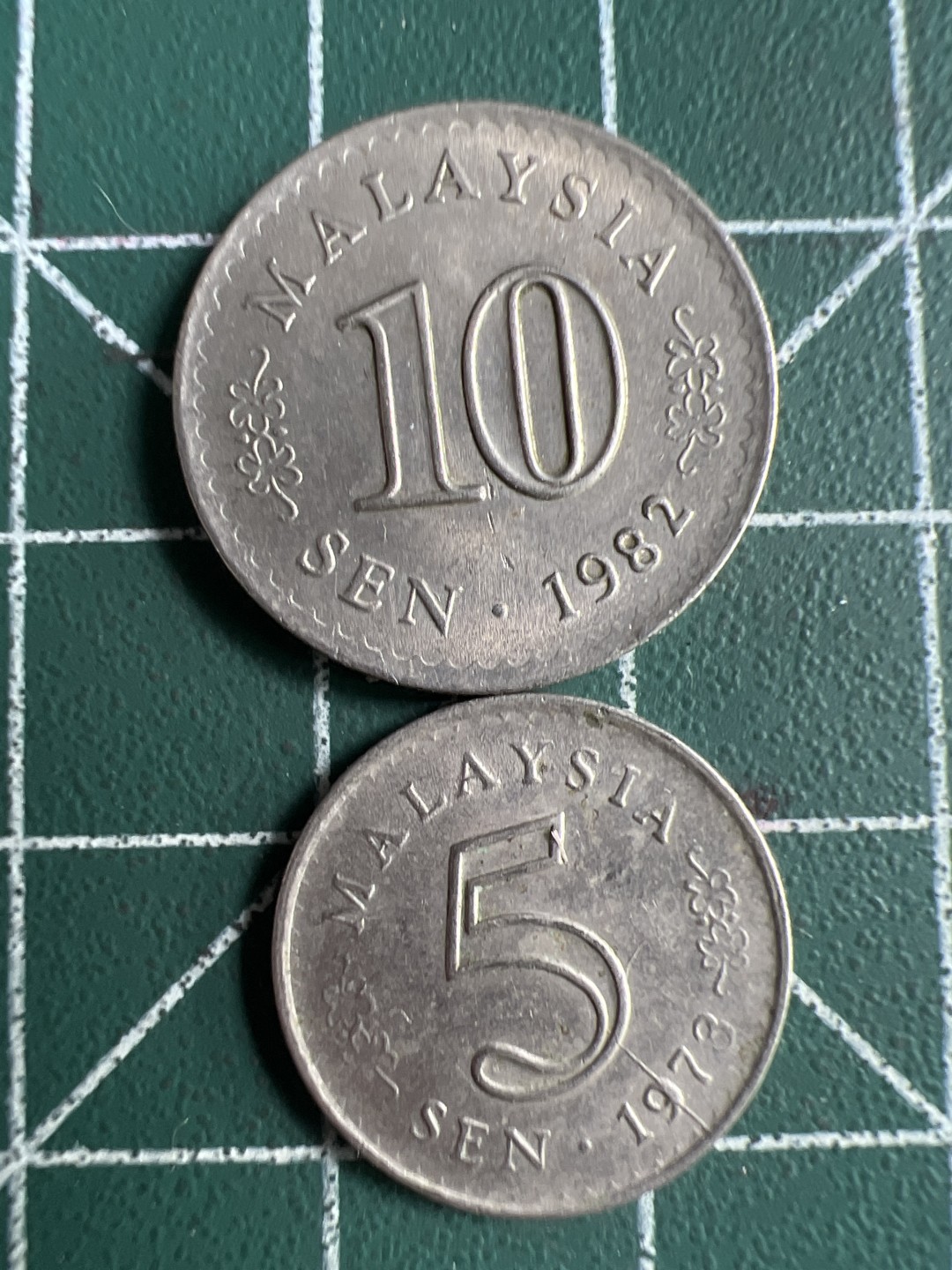 泡泡堂第226期  世界硬币邮票 （无押金，无佣金，捡漏，全场20包邮，偏远地区除外） 马来西亚一对