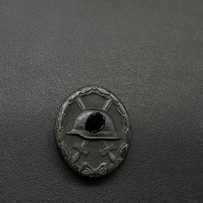 勋章交易所2月19日专场 德国WWII黑战伤章