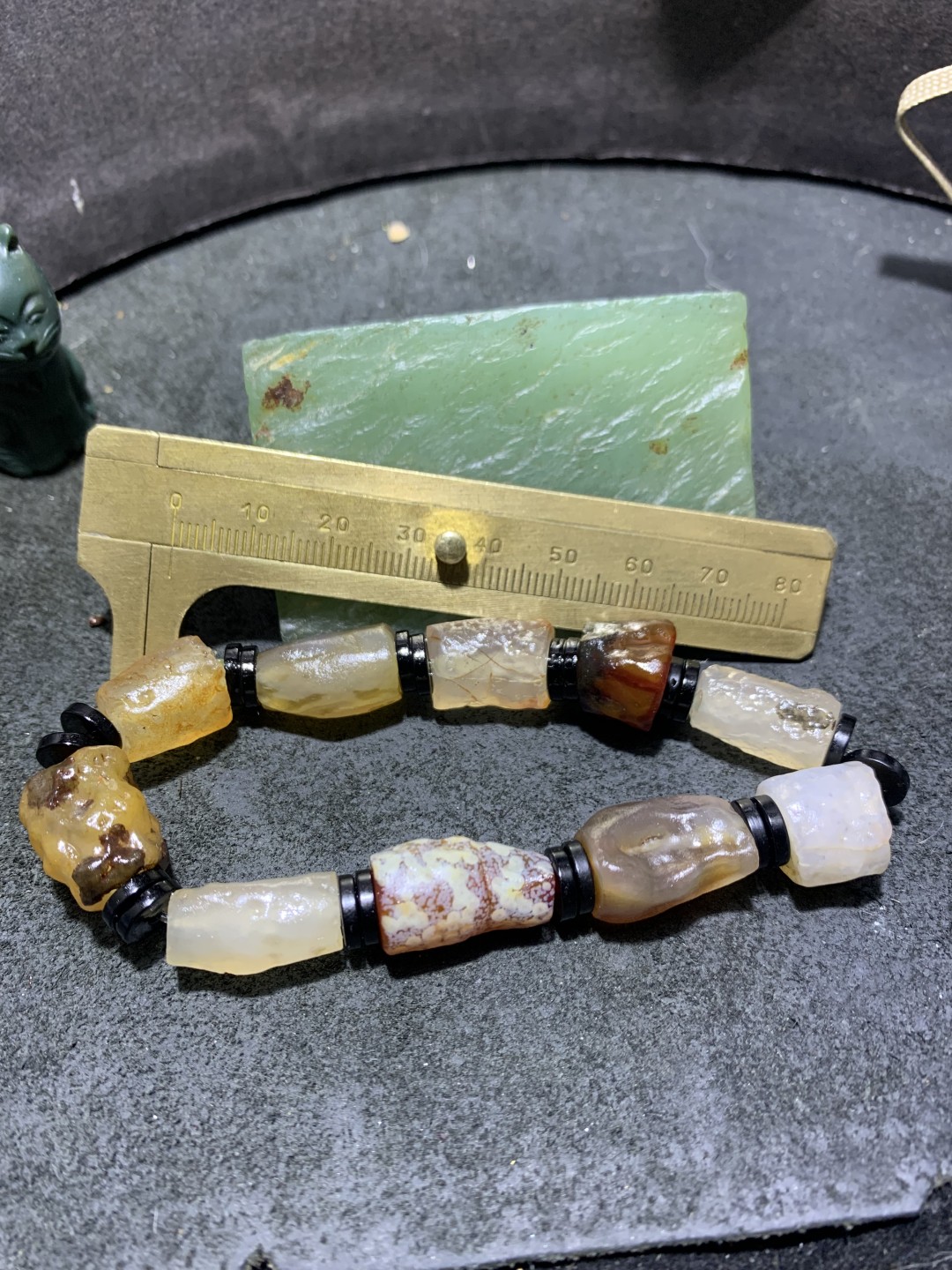 精美戈壁天然管状玛瑙原石手串一条