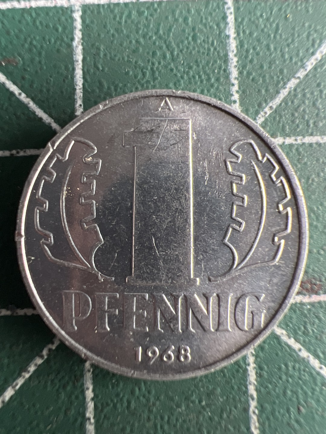 泡泡堂第226期  世界硬币邮票 （无押金，无佣金，捡漏，全场20包邮，偏远地区除外） 东德一芬尼