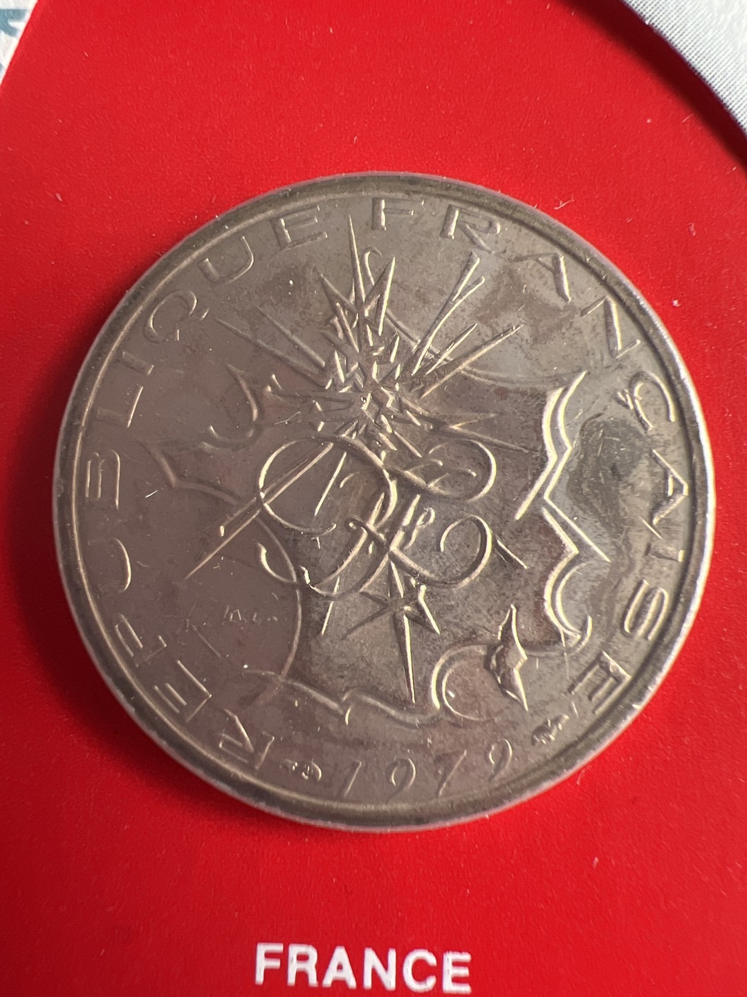 泡泡堂微拍第六十三幕硬币捡漏可累计专场👿👿，零佣金，零押金，累计满二十元包邮，接受代拍业务 邮币封法国