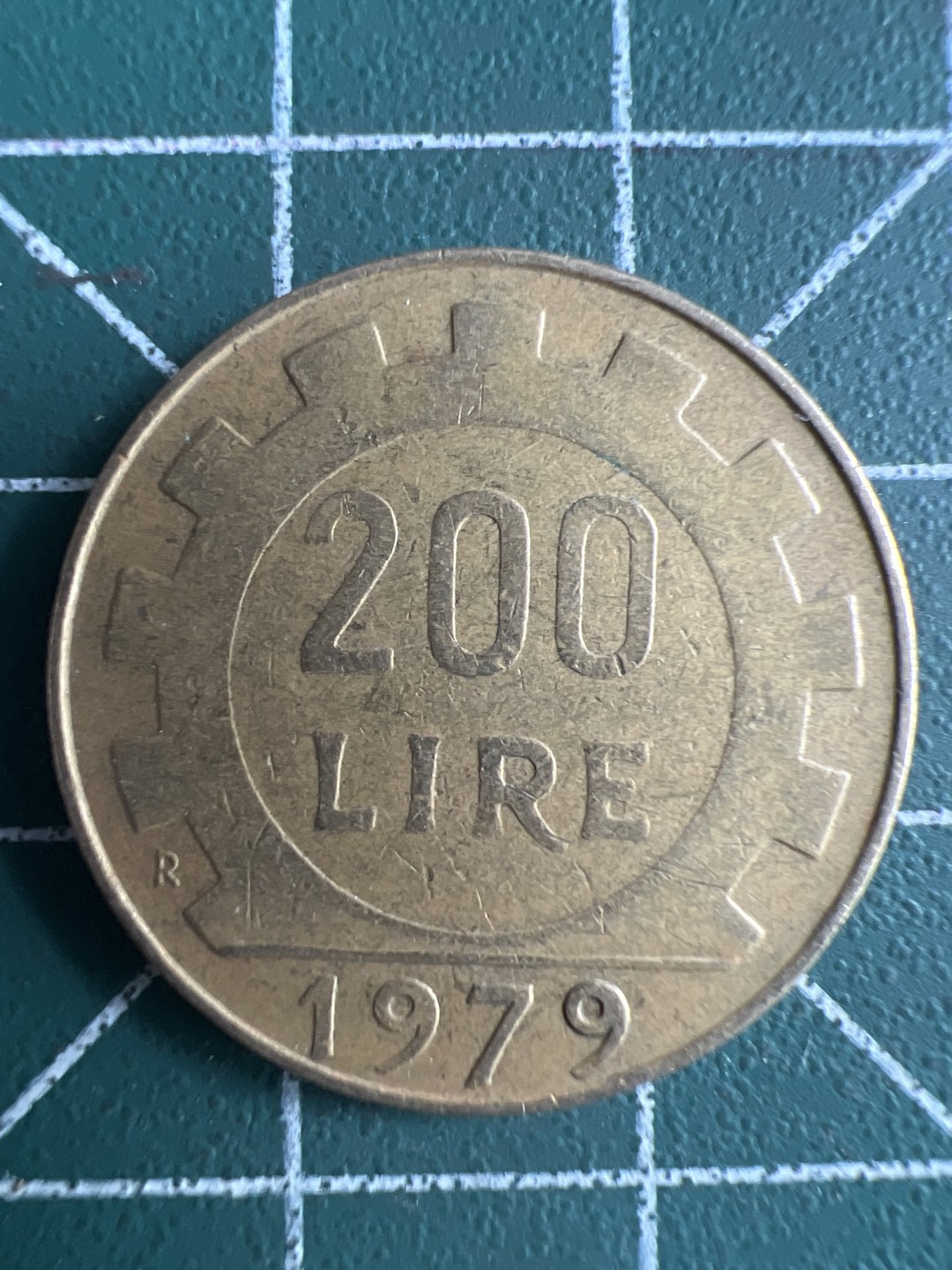 泡泡堂第226期  世界硬币邮票 （无押金，无佣金，捡漏，全场20包邮，偏远地区除外） 意大利200里拉