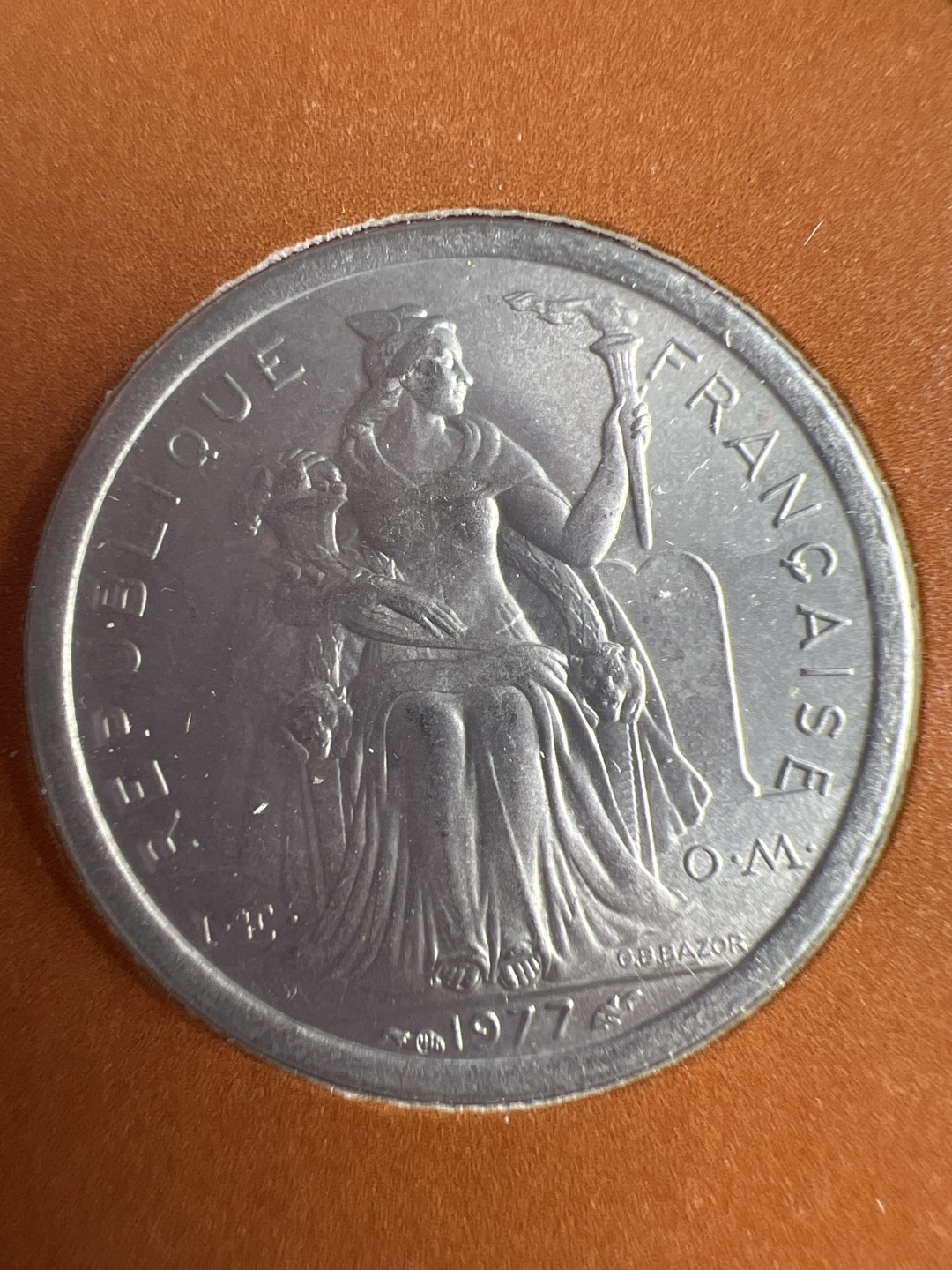 泡泡堂微拍第六十三幕硬币捡漏可累计专场👿👿，零佣金，零押金，累计满二十元包邮，接受代拍业务 邮币封卡勒多尼亚