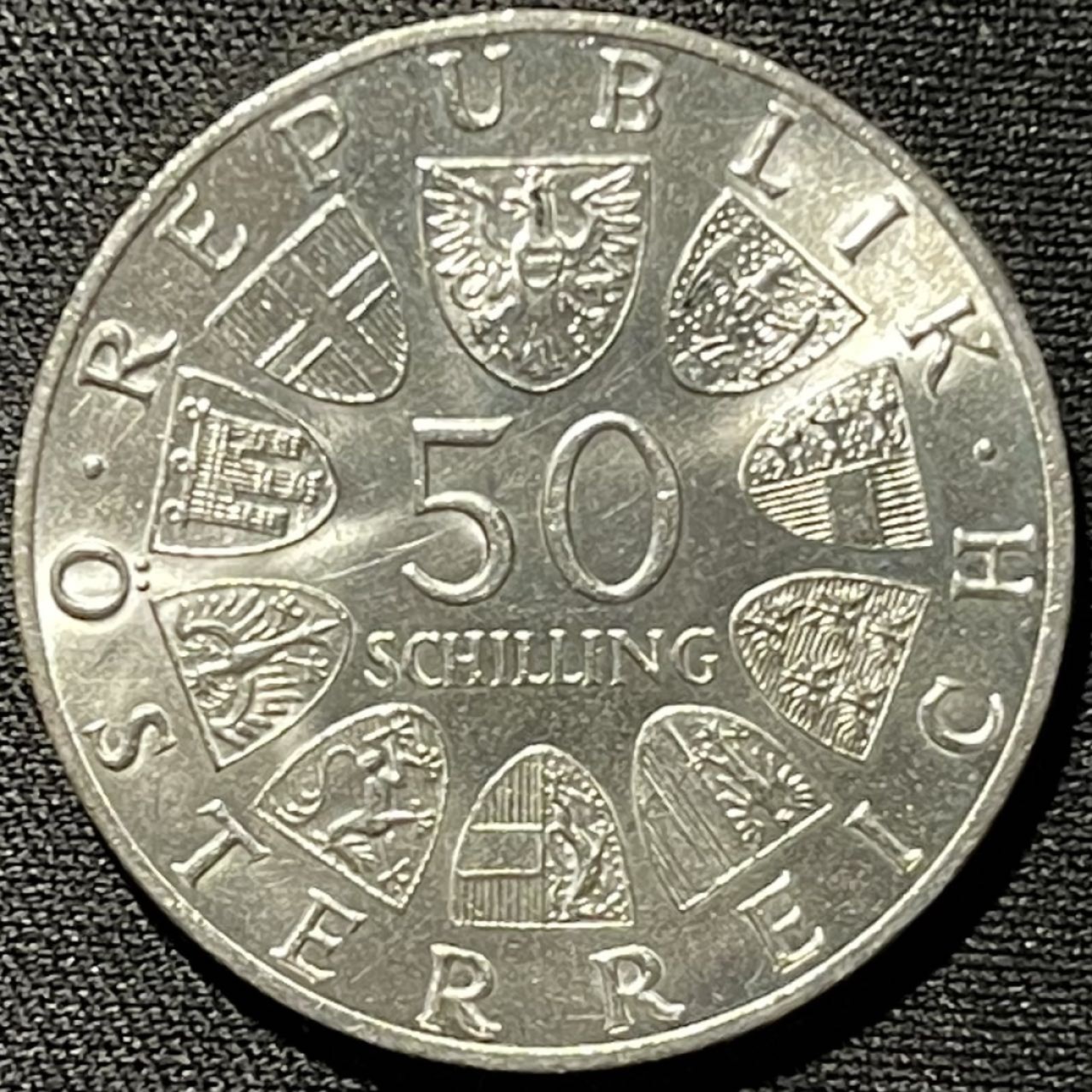 紫瑗钱币——第262期拍卖 奥地利 1967年 音乐家 约翰·斯特劳斯 诞辰100周年 50先令 20克 0.9银 UNC