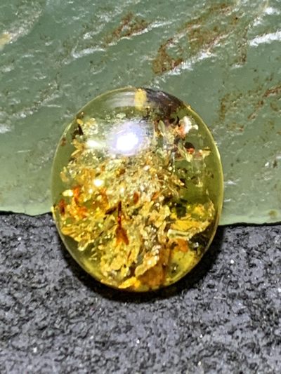 精美乌克兰花珀戒面一个， - 精美乌克兰花珀戒面一个，