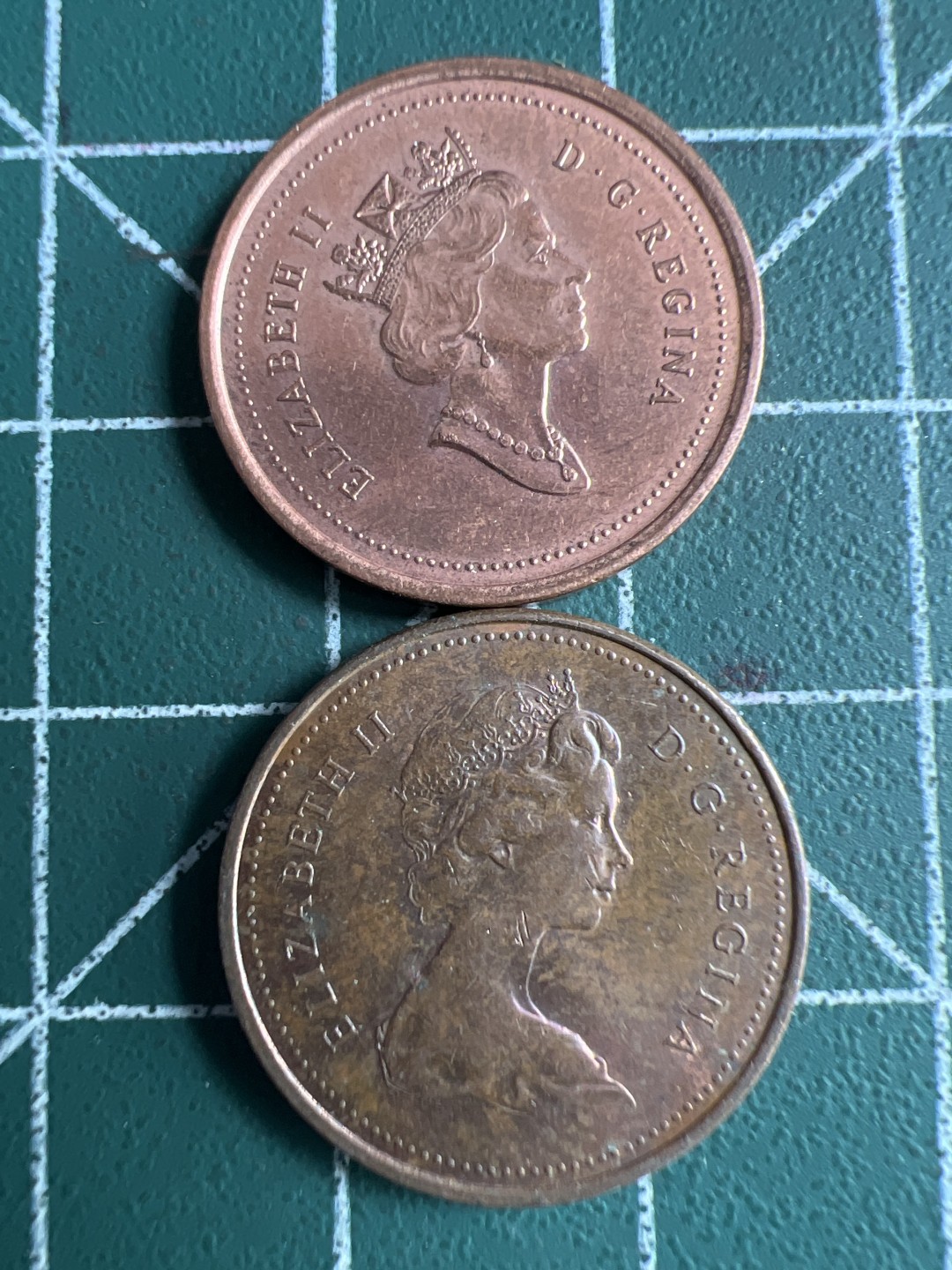 泡泡堂第226期  世界硬币邮票 （无押金，无佣金，捡漏，全场20包邮，偏远地区除外） 加拿大一分两种