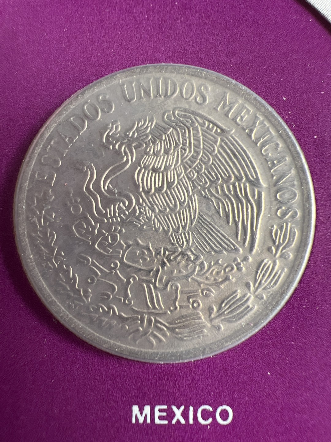 泡泡堂微拍第六十三幕硬币捡漏可累计专场👿👿，零佣金，零押金，累计满二十元包邮，接受代拍业务 邮币封墨西哥