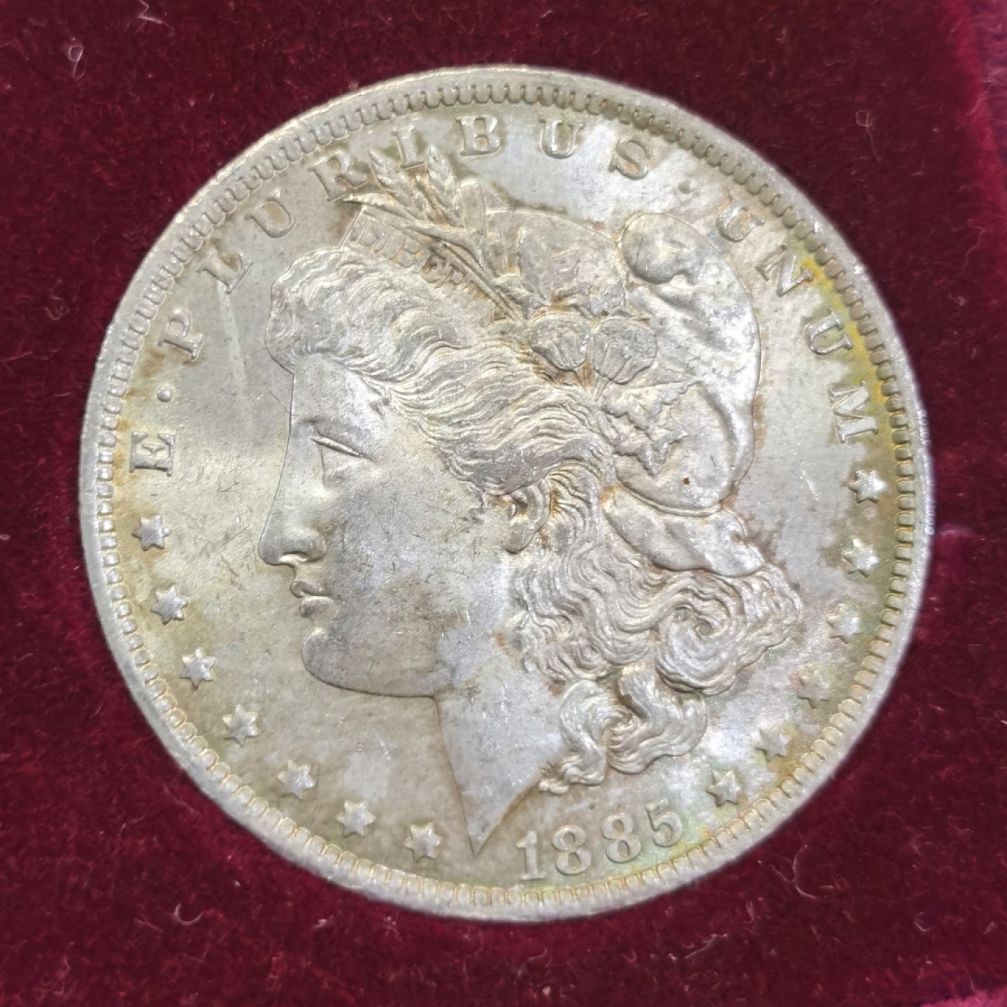 博洋堂世界钱币拍卖第016期（全场包邮） 美国1883 1884 1885年三枚O厂原盒摩根 带证书 三枚原为白币 长期在盒子内已经养出金彩 目测MS64