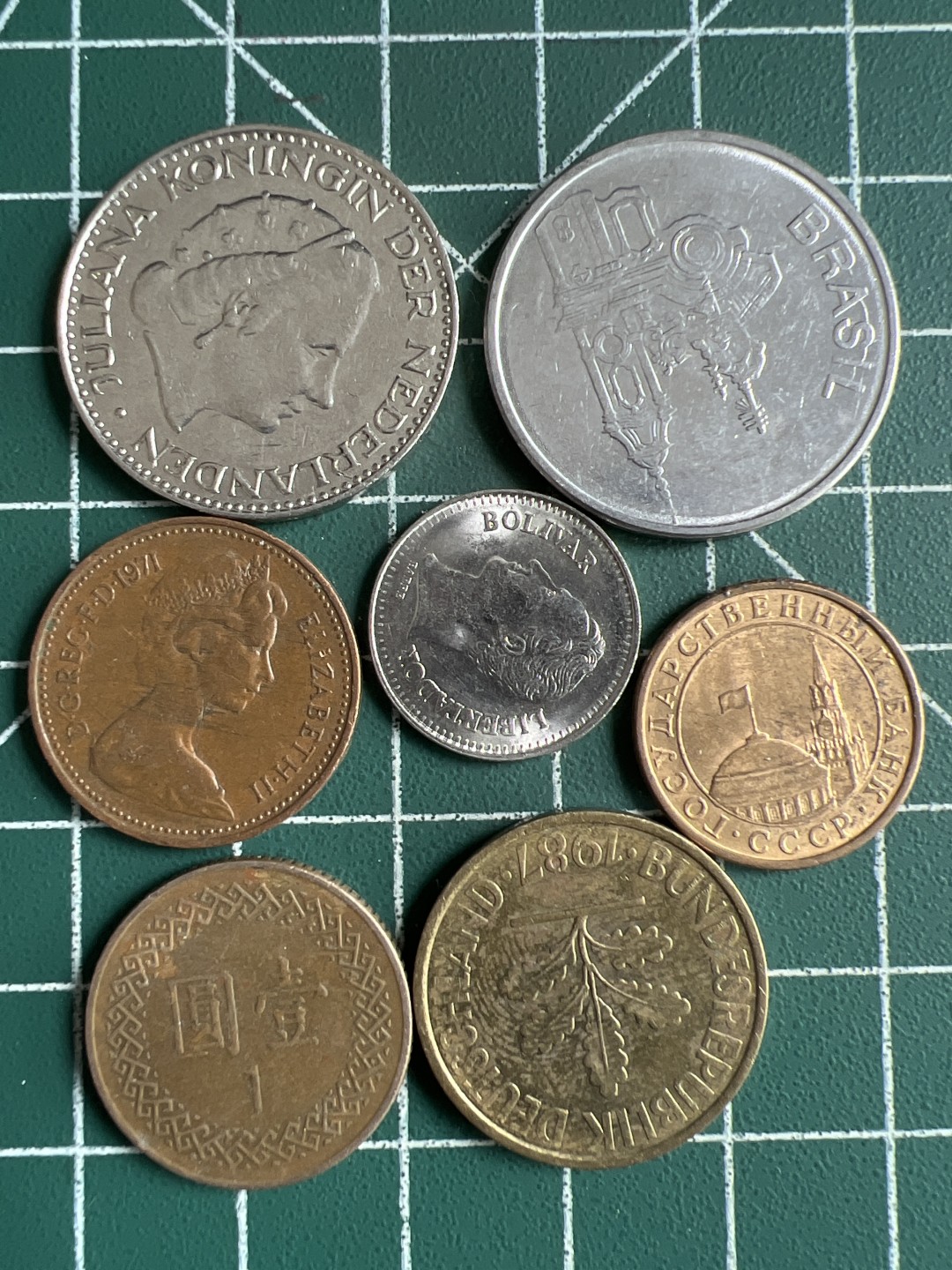 泡泡堂第229期  世界硬币邮票 （无押金，无佣金，捡漏，全场20包邮，偏远地区除外） 硬币一袋五