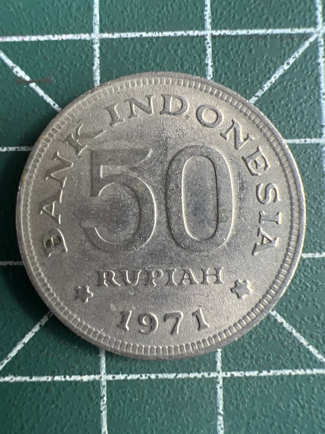 泡泡堂第229期  世界硬币邮票 （无押金，无佣金，捡漏，全场20包邮，偏远地区除外） 印度尼西亚50卢比大天堂鸟