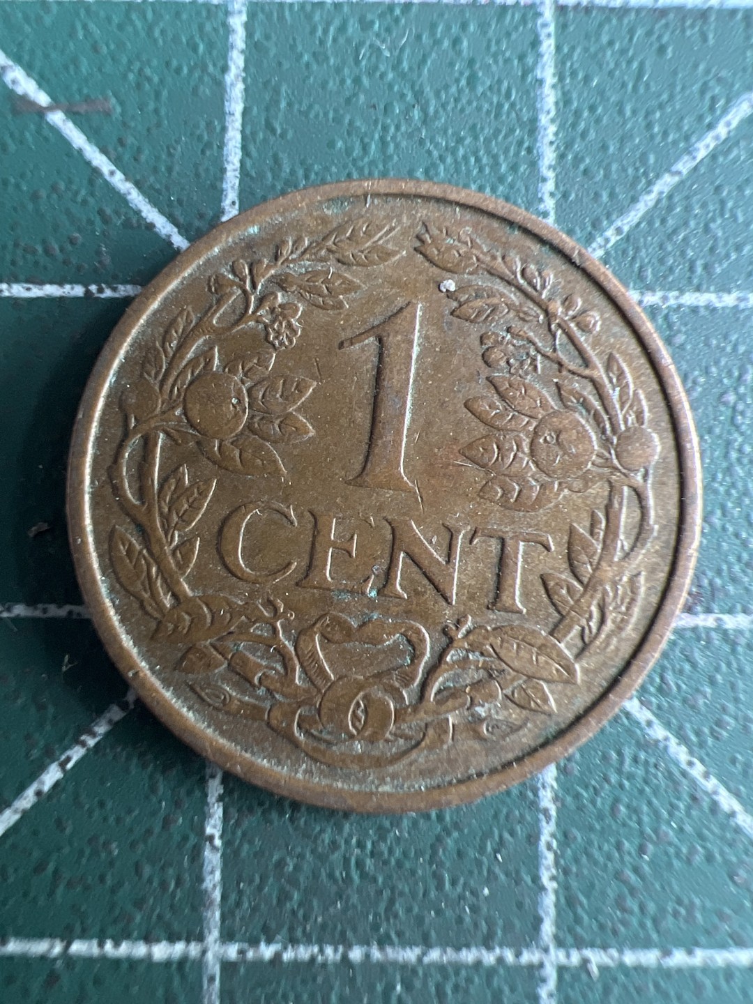 泡泡堂微拍第六十六幕硬币捡漏可累计专场👿👿，零佣金，零押金，累计满二十元包邮，接受代拍业务 荷属苏里南一分