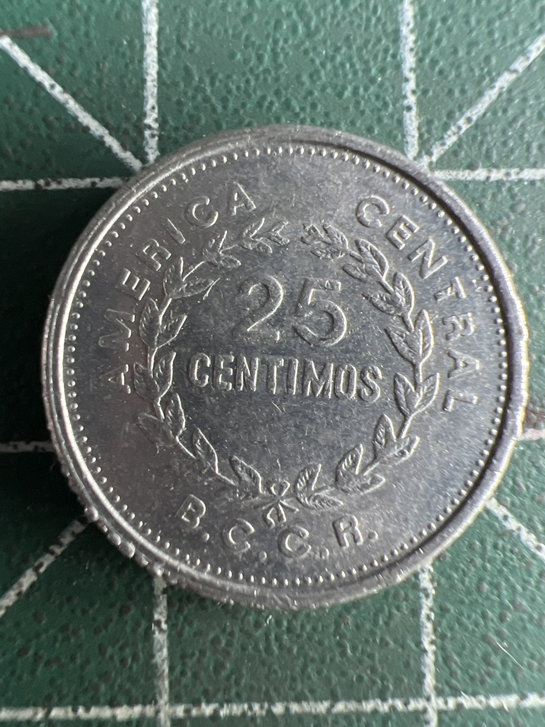 泡泡堂微拍第六十六幕硬币捡漏可累计专场👿👿，零佣金，零押金，累计满二十元包邮，接受代拍业务 哥斯达黎加25分