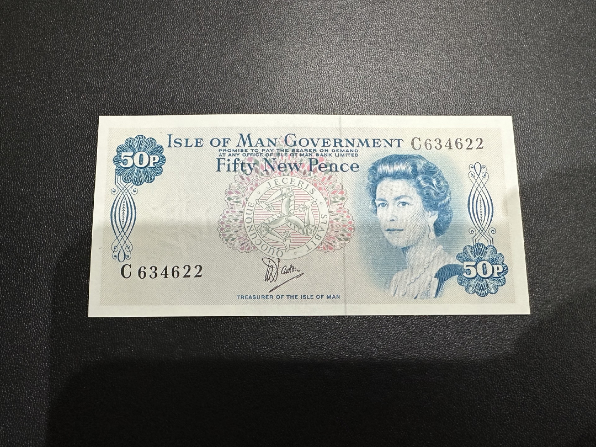 《外钞收藏家》第二百四十二期（连拍场） 马恩岛50便士 全新UNC