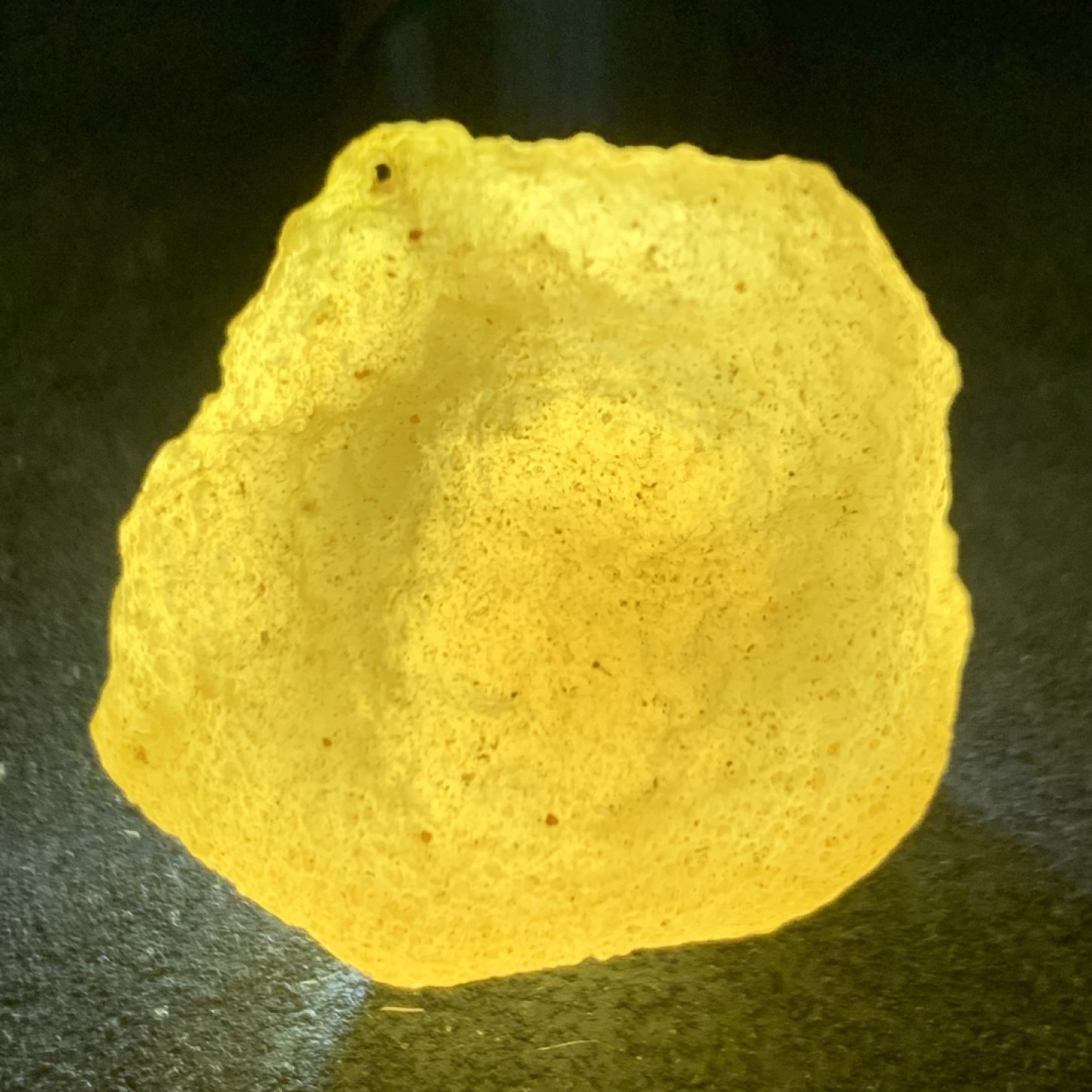 放福利！精美天然高玉化戈壁麻皮原石一颗，