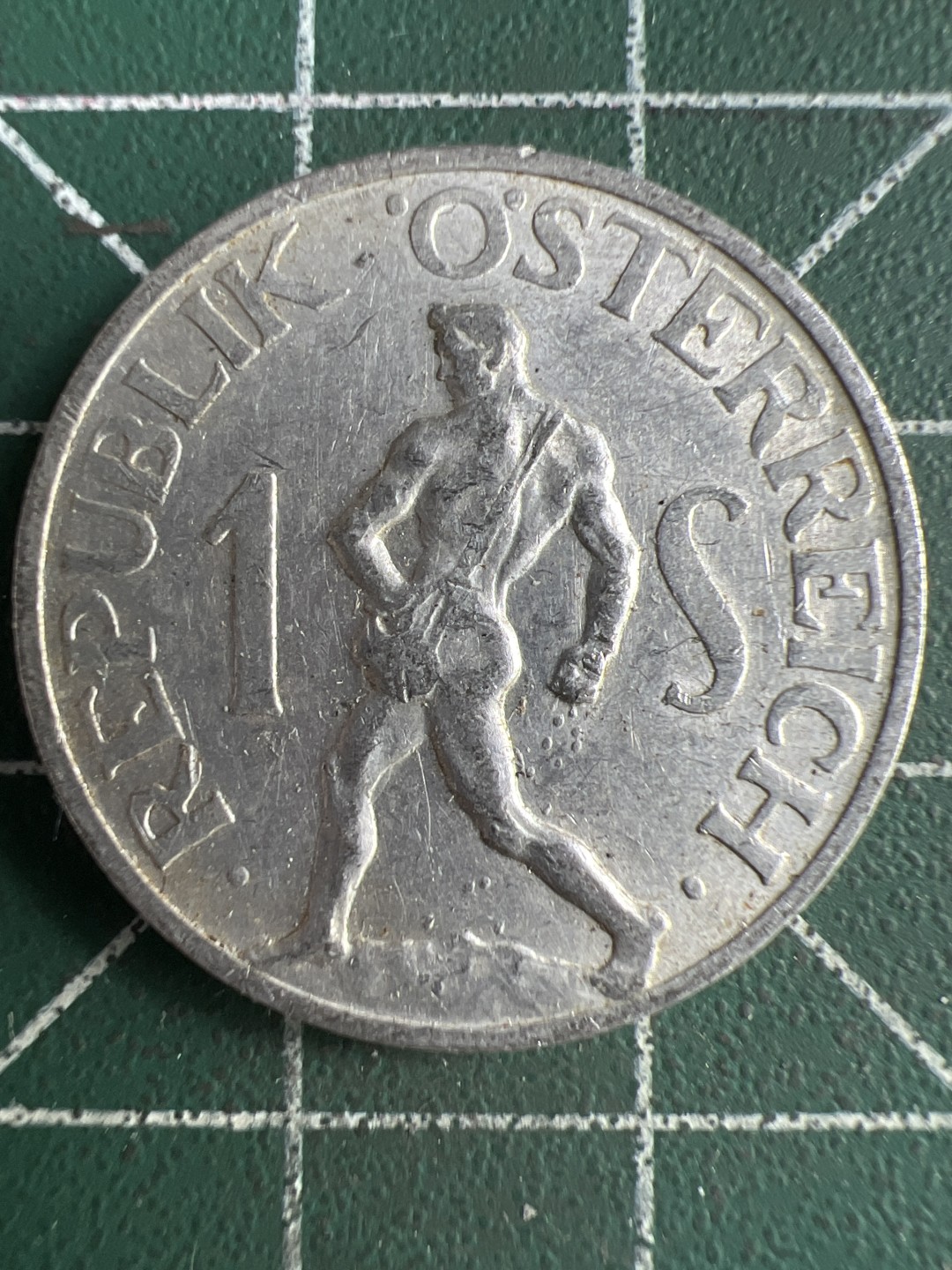 泡泡堂微拍第六十六幕硬币捡漏可累计专场👿👿，零佣金，零押金，累计满二十元包邮，接受代拍业务 奥地利二战后首版1先令铝币