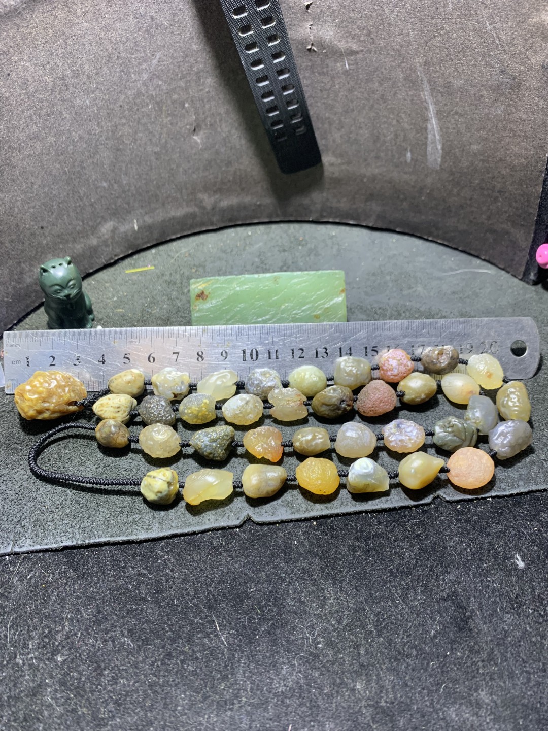 精美戈壁大颗粒青花筋脉石项链一条，