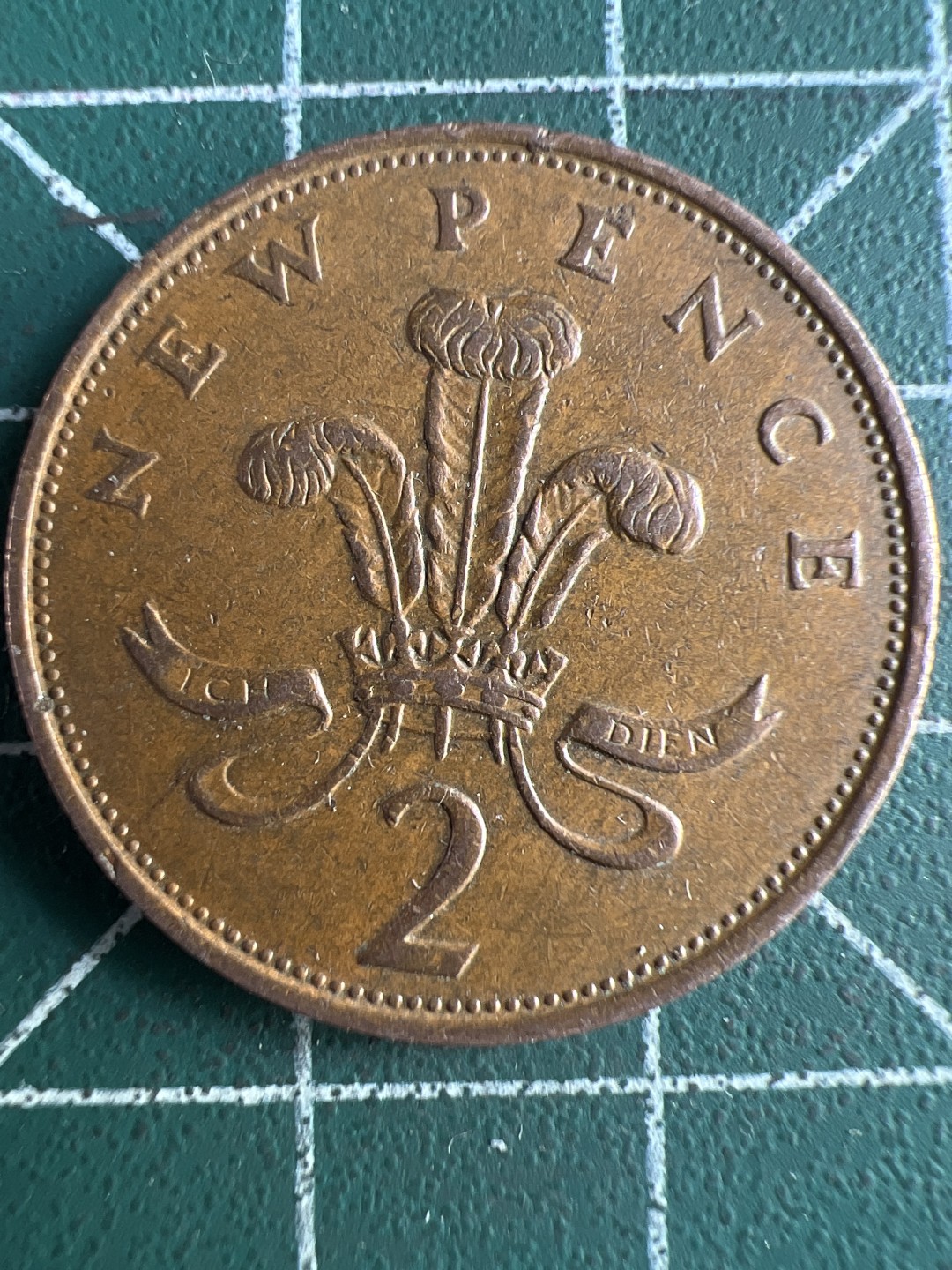 泡泡堂微拍第六十四幕硬币捡漏可累计专场👿👿，零佣金，零押金，累计满二十元包邮，接受代拍业务 应该二便士1975年