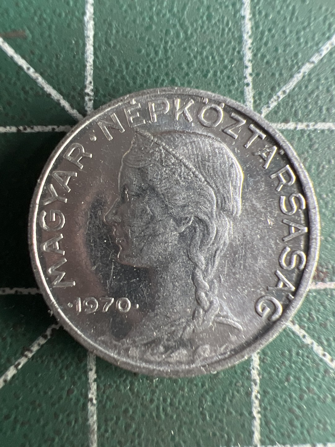 泡泡堂微拍第六十六幕硬币捡漏可累计专场👿👿，零佣金，零押金，累计满二十元包邮，接受代拍业务 匈牙利5分