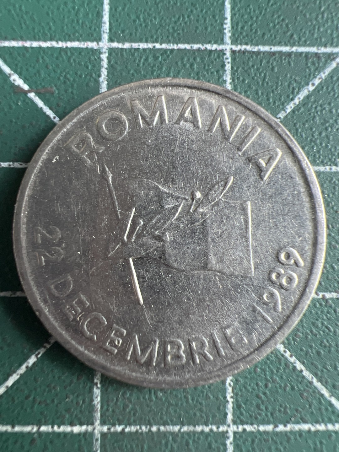 泡泡堂微拍第六十六幕硬币捡漏可累计专场👿👿，零佣金，零押金，累计满二十元包邮，接受代拍业务 罗马尼亚10列伊镍币