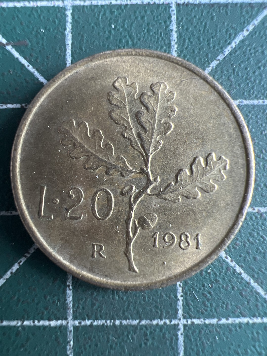 泡泡堂微拍第六十五幕硬币捡漏可累计专场👿👿，零佣金，零押金，累计满二十元包邮，接受代拍业务 意大利20里拉