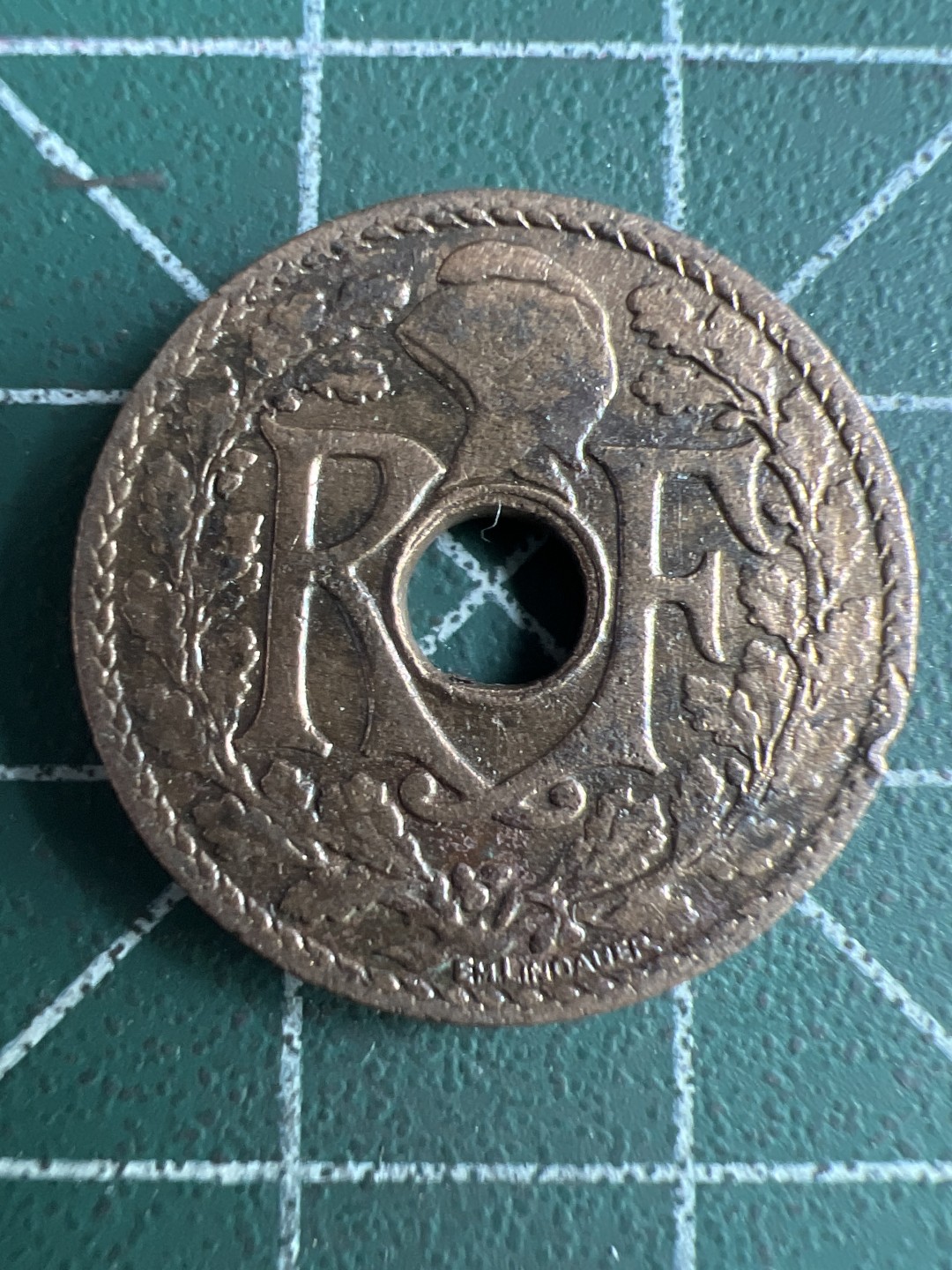 泡泡堂微拍第六十六幕硬币捡漏可累计专场👿👿，零佣金，零押金，累计满二十元包邮，接受代拍业务 法属印度支那1/2