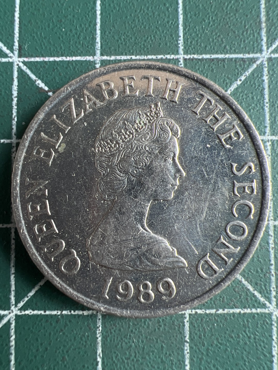 泡泡堂微拍第六十五幕硬币捡漏可累计专场👿👿，零佣金，零押金，累计满二十元包邮，接受代拍业务 英属泽西岛十便士