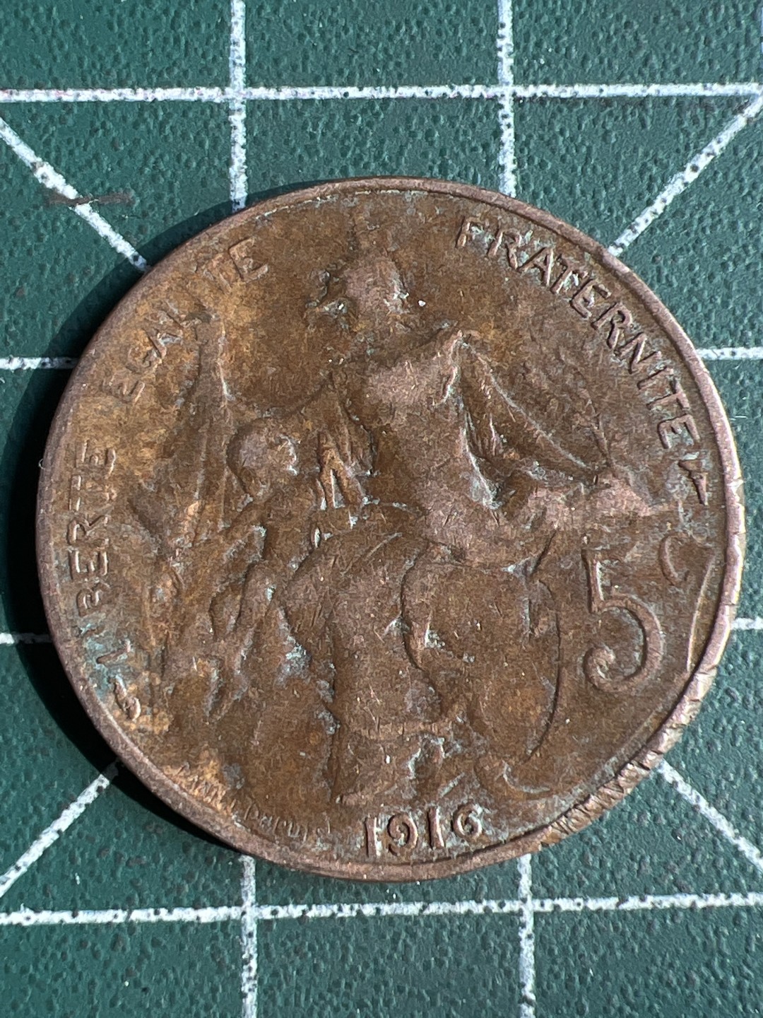 泡泡堂微拍第六十五幕硬币捡漏可累计专场👿👿，零佣金，零押金，累计满二十元包邮，接受代拍业务 法国1916年10分铜币