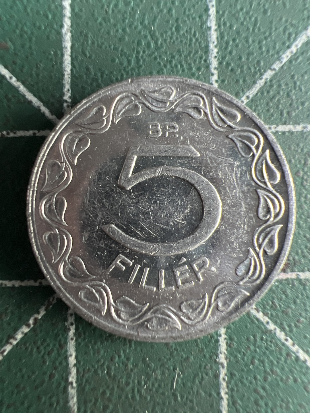 泡泡堂微拍第六十六幕硬币捡漏可累计专场👿👿，零佣金，零押金，累计满二十元包邮，接受代拍业务 匈牙利5分