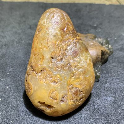 精美天然马达加斯加玛瑙原石把件，摆件一个， - 精美天然马达加斯加玛瑙原石把件，摆件一个，