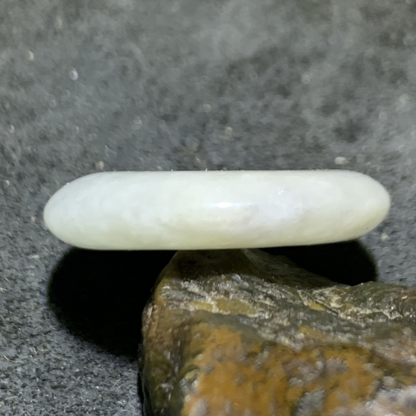 天然A货翡翠平安扣1个！