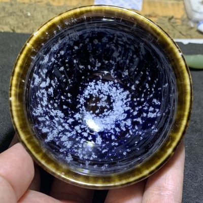 精美茶盏一个， - 精美茶盏一个，