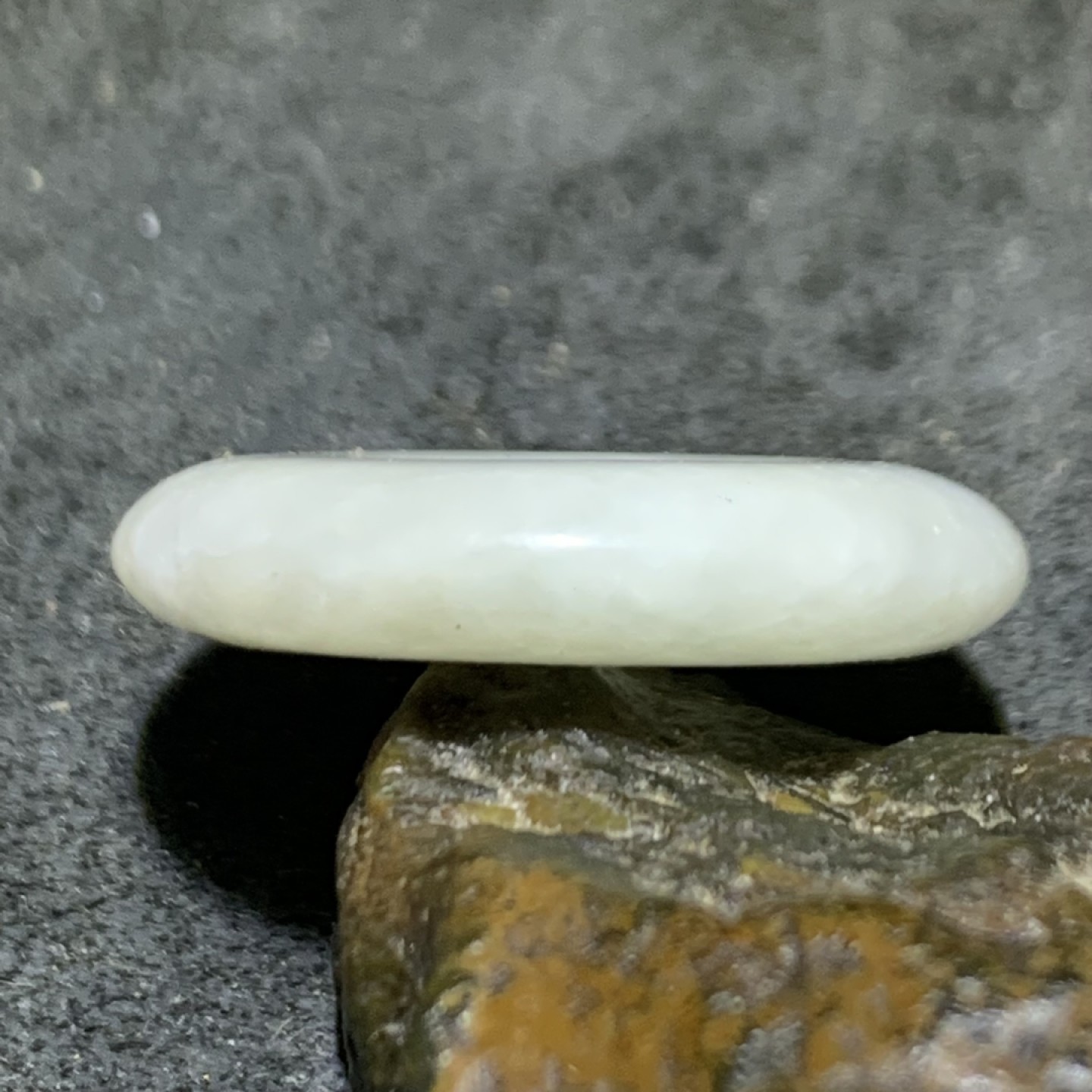 天然A货翡翠平安扣1个！