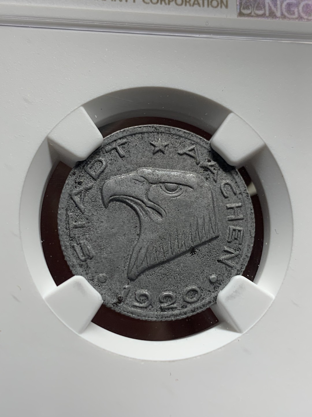 《竞宝斋》第136场-周日，周一连拍 (全场包邮) NGC-AUD 两枚一组德国紧急状态时期亚琛市 1920年 50芬尼(齿边版和花边版) 德紧系列的知名品种，历经百年铁质币保存状态不易