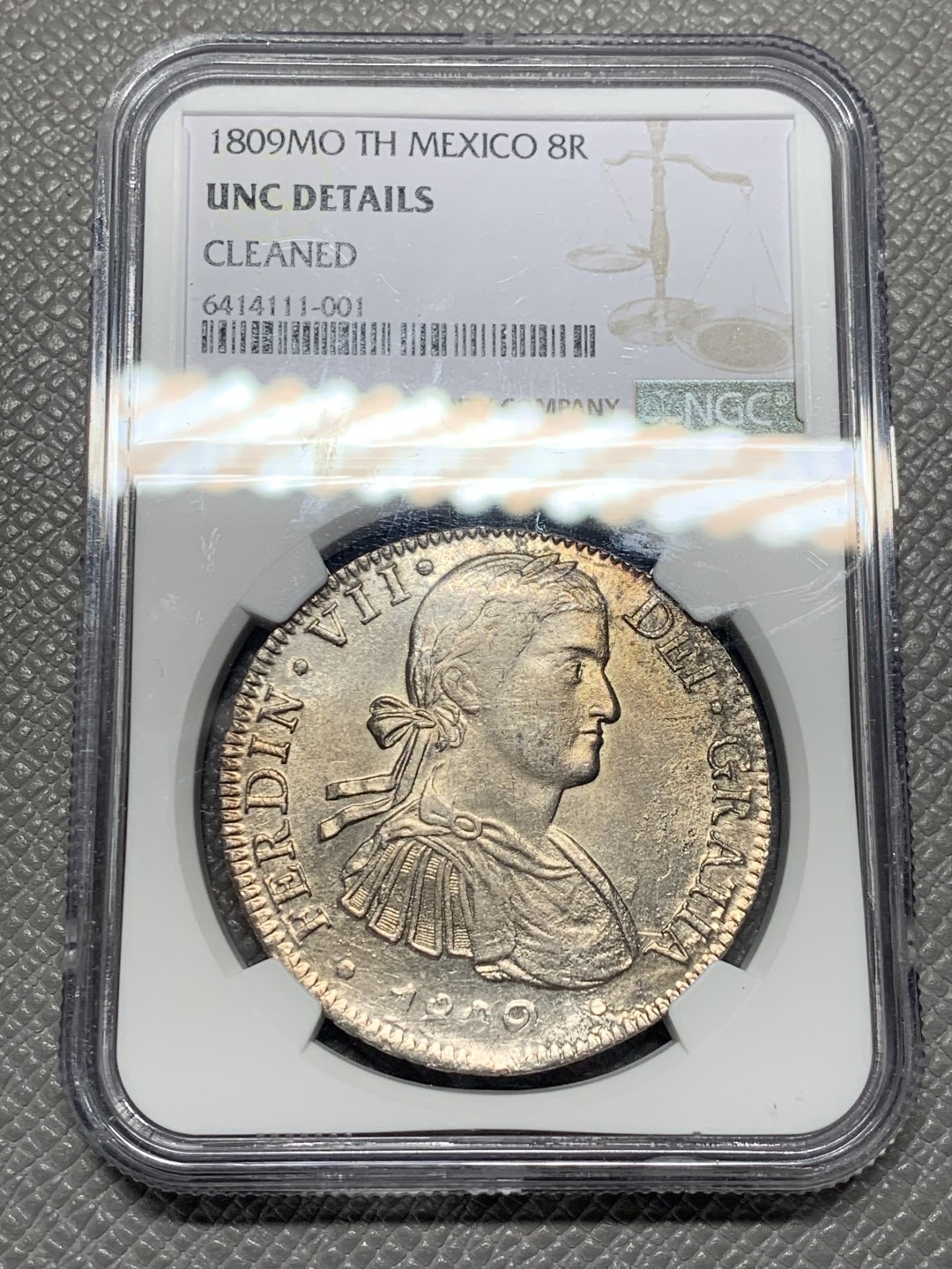 《竞宝斋》第136场-周日，周一连拍 (全场包邮) NGC UNC 墨西哥 1809年 费七 戎装版 8R 双柱 大银币 转光好 可再试试