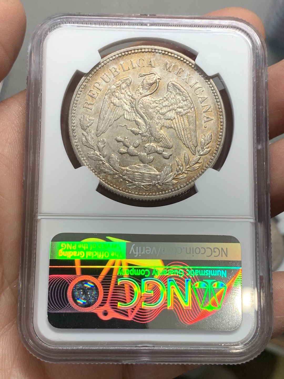 《竞宝斋》第136场-周日，周一连拍 (全场包邮) NGC-AU58 墨西哥1908年 1比索鹰洋大银币 带彩