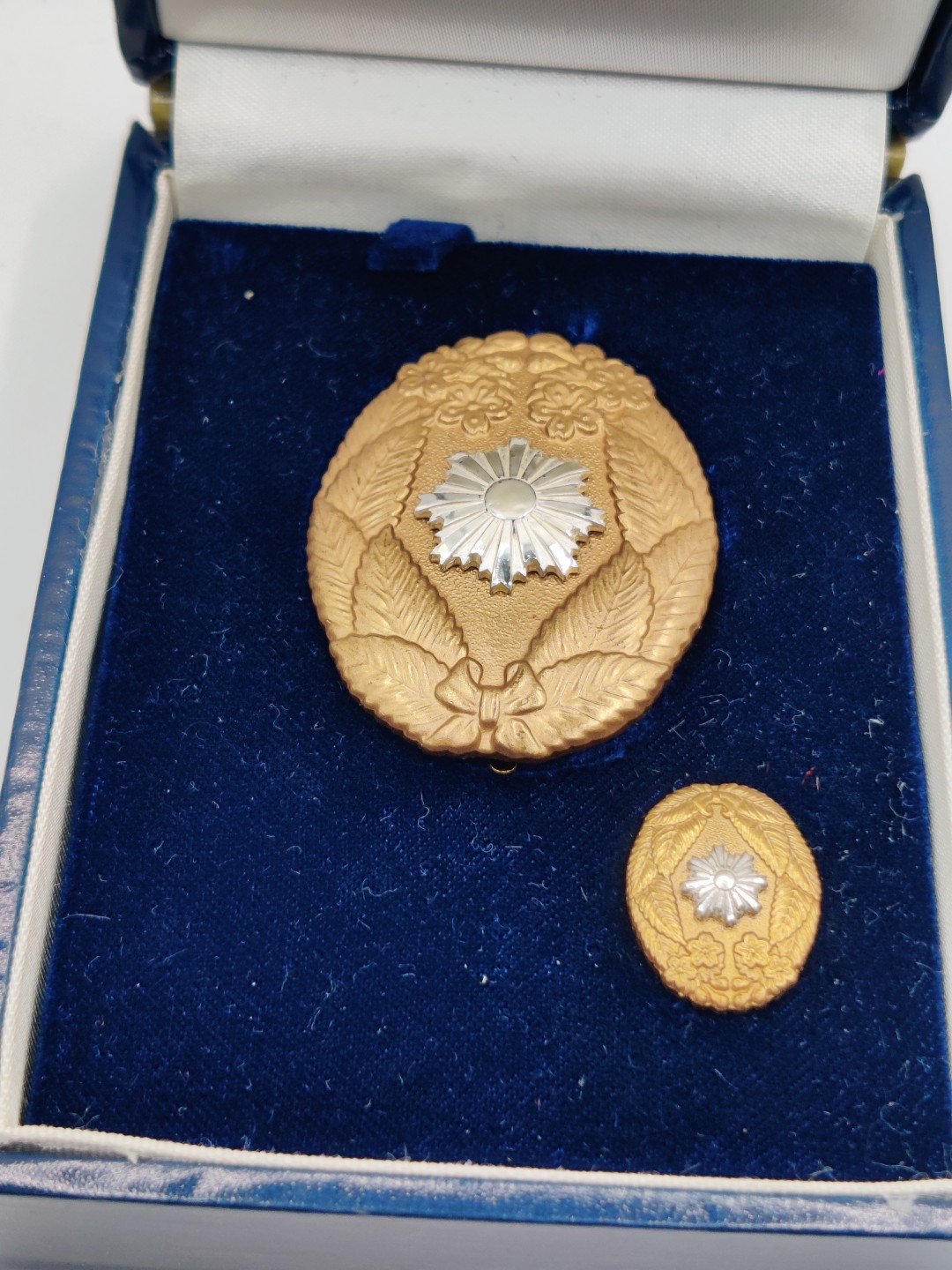 全场0元起拍 第32期 咸鱼国勋章拍卖专场 2月22日（周三）下午6：00开始 日本警察功绩章