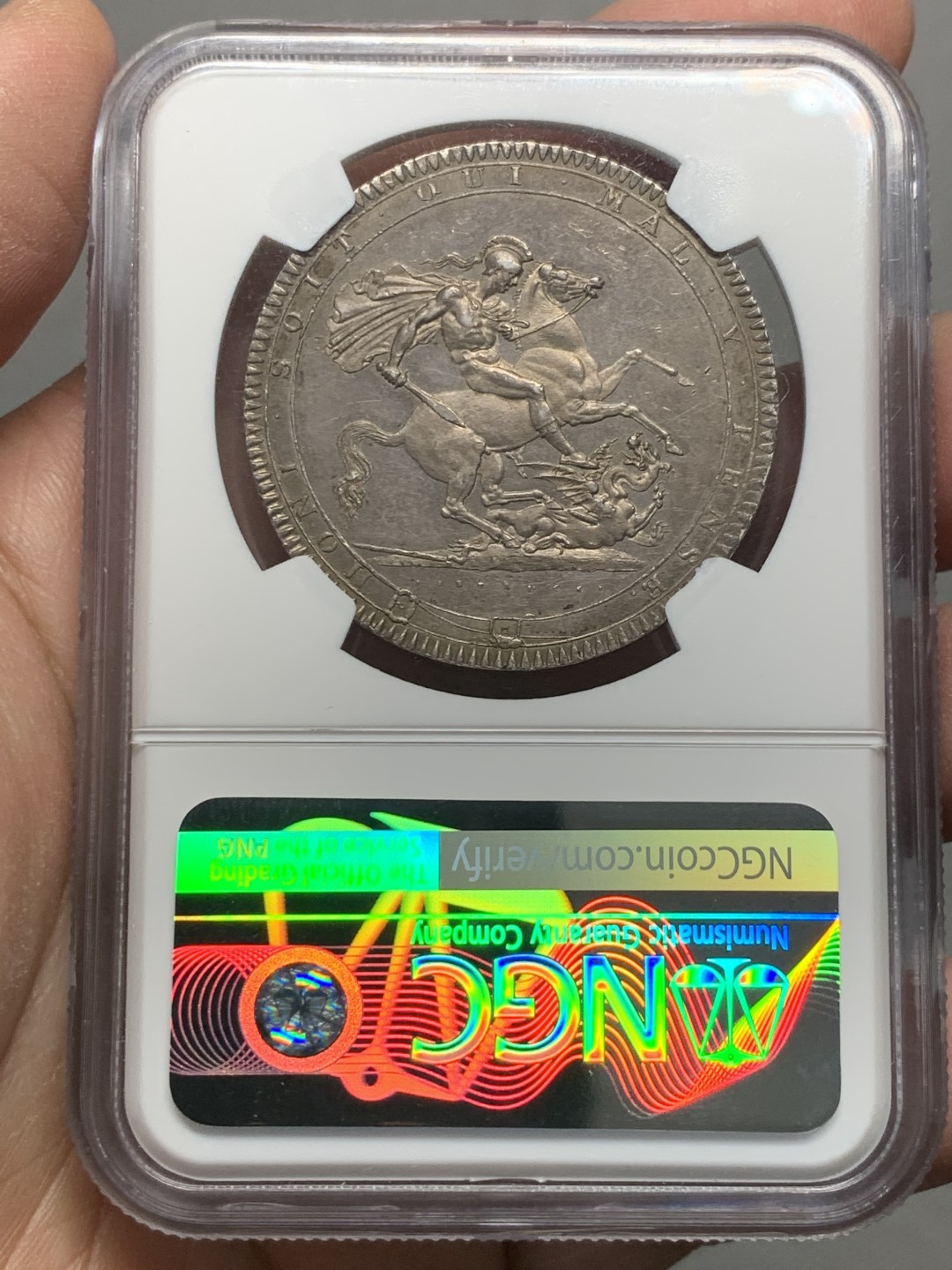 《竞宝斋》第136场-周日，周一连拍 (全场包邮) NGC-MS61 英国 1818年乔治三世一克朗马剑银币 深色包浆带光