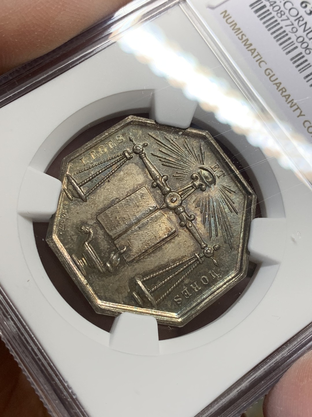 《竞宝斋》第136场-周日，周一连拍 (全场包邮) NGC-MS63 法国十九世纪 公平交易 八角JETON银质 代用币 五彩包浆非常漂亮