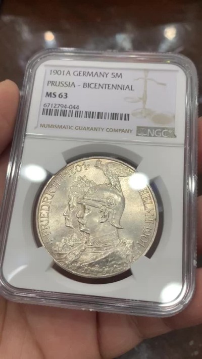 《竞宝斋》第136场-周日，周一连拍 (全场包邮) NGC-MS63 德国普鲁士1901年建国200周年纪念5马克大银币