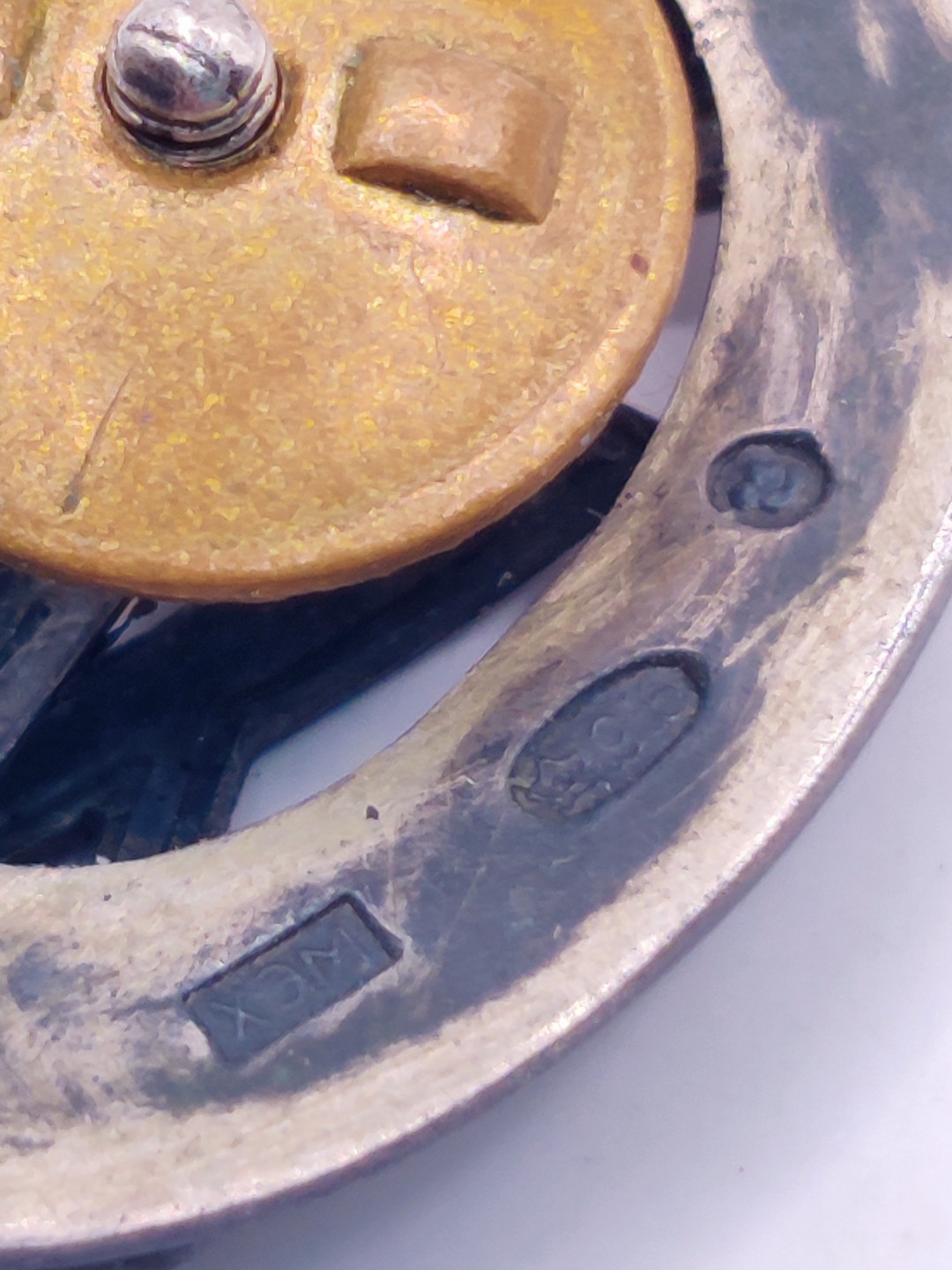 全场0元起拍 第32期 咸鱼国勋章拍卖专场 2月22日（周三）下午6：00开始 苏联 全俄肃反委会契卡15周年荣誉章 银制珐琅 nkvd