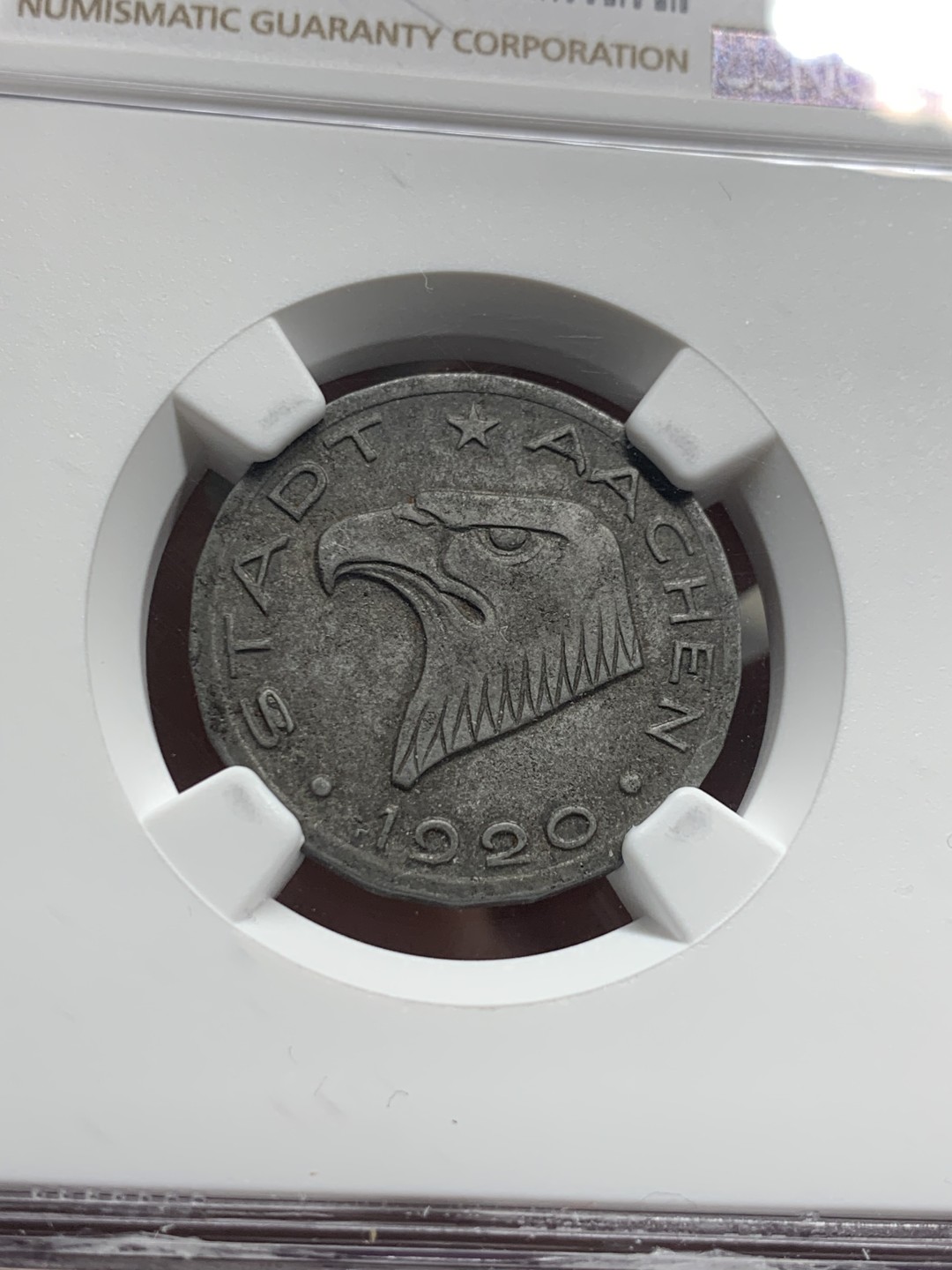 《竞宝斋》第136场-周日，周一连拍 (全场包邮) NGC-AUD 两枚一组德国紧急状态时期亚琛市 1920年 50芬尼(齿边版和花边版) 德紧系列的知名品种，历经百年铁质币保存状态不易