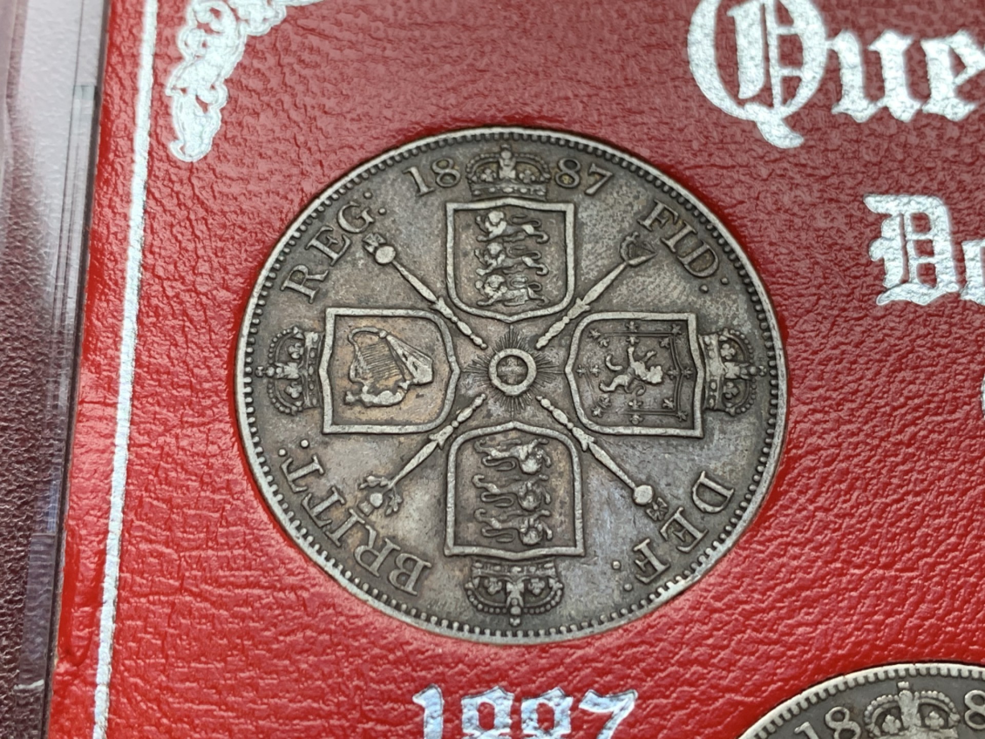 《竞宝斋》第136场-周日，周一连拍 (全场包邮) 英国 维多利亚女王 双福林 4枚银币套装 1887-1888-1889-1890 原味包浆 非常不错 齐全