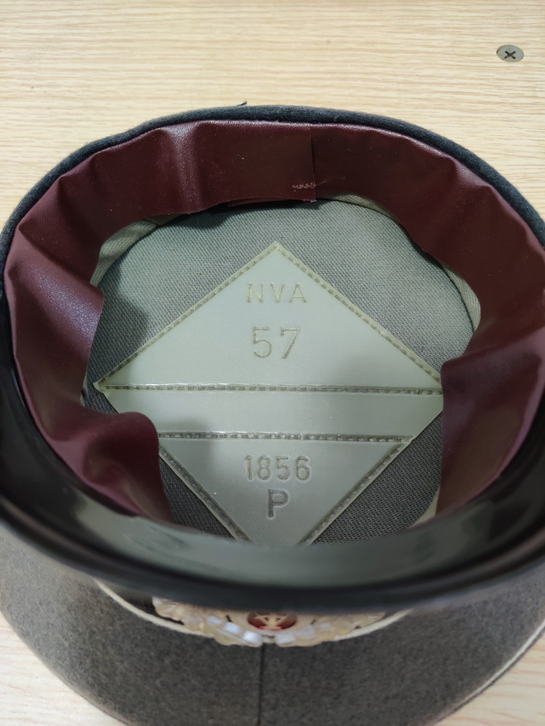 全场0元起拍 第32期 咸鱼国勋章拍卖专场 2月22日（周三）下午6：00开始 东德陆军士官大檐帽 57cm