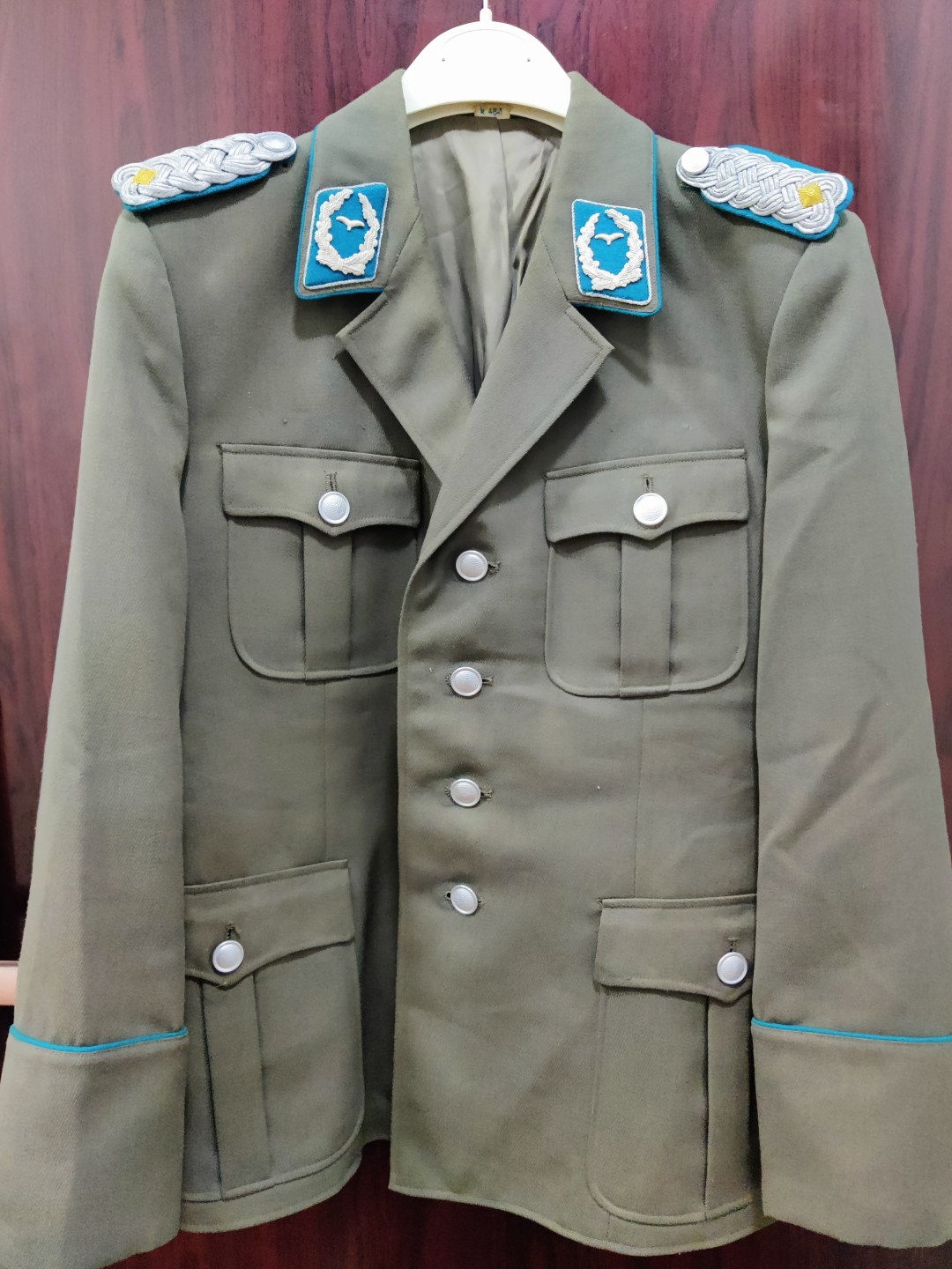 全场0元起拍 第32期 咸鱼国勋章拍卖专场 2月22日（周三）下午6：00开始 东德空军少校常服上衣 早期小标 k48-1