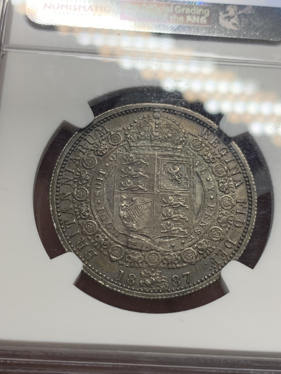 《竞宝斋》第136场-周日，周一连拍 (全场包邮) NGC-AU58 英国 1887年 维多利亚高冠半克朗 黑彩包浆 出分不易