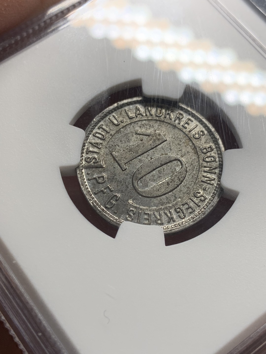 《竞宝斋》第136场-周日，周一连拍 (全场包邮) NGC-MS62 德国紧急状态时期伯恩市 1919年 10芬尼 铁质币 状态非常好德紧系列的名誉品种