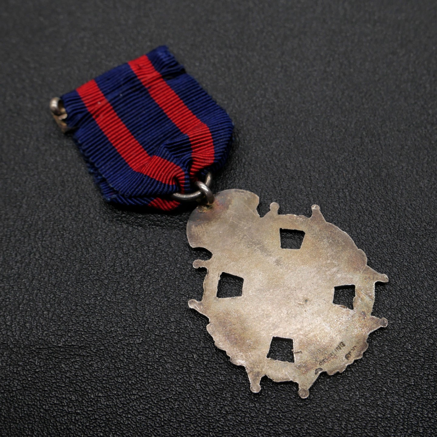 交易所2月25日英国/联邦币章专场 英国微型步枪俱乐部协会奖章，银质珐琅，1903-1947，47年后更名为小口径步枪协会