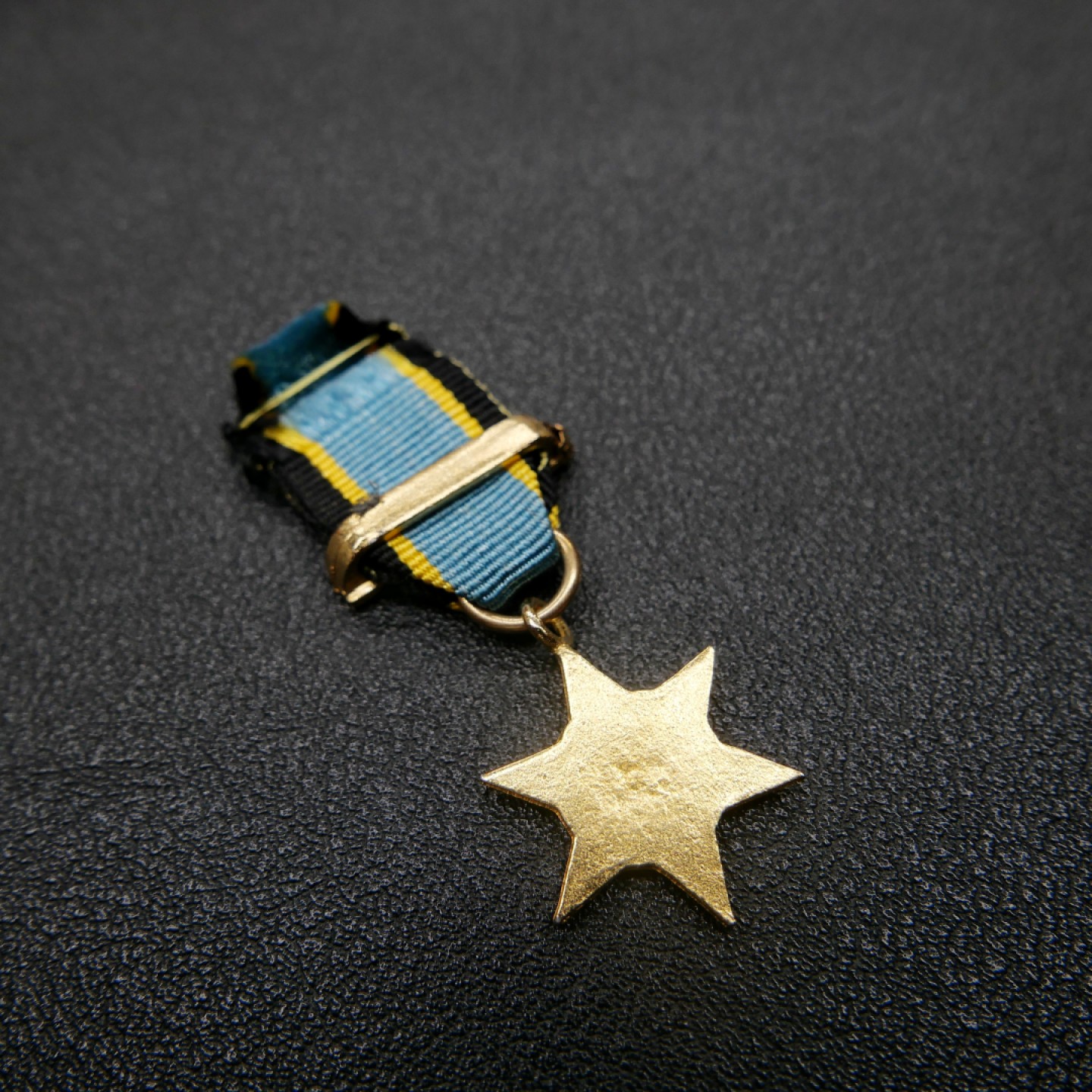 交易所2月25日英国/联邦币章专场 英国飞行队之星迷你尺寸奖章，法德条